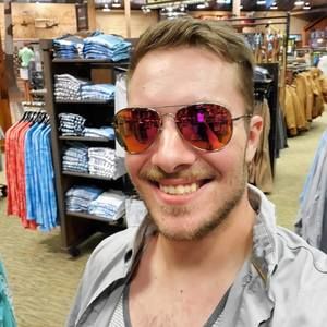 Meet your Posher, Martin